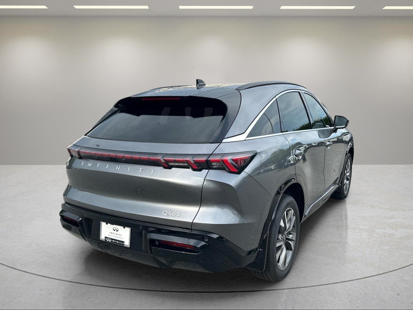 New 2027 GRAPHITE SHADOW INFINITI Luxe AWD image 7