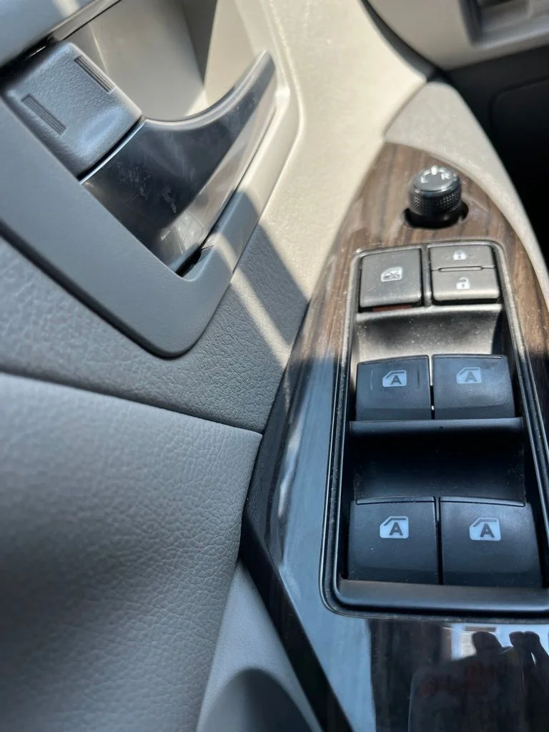 Used 2020 Gray Toyota XLE image 25