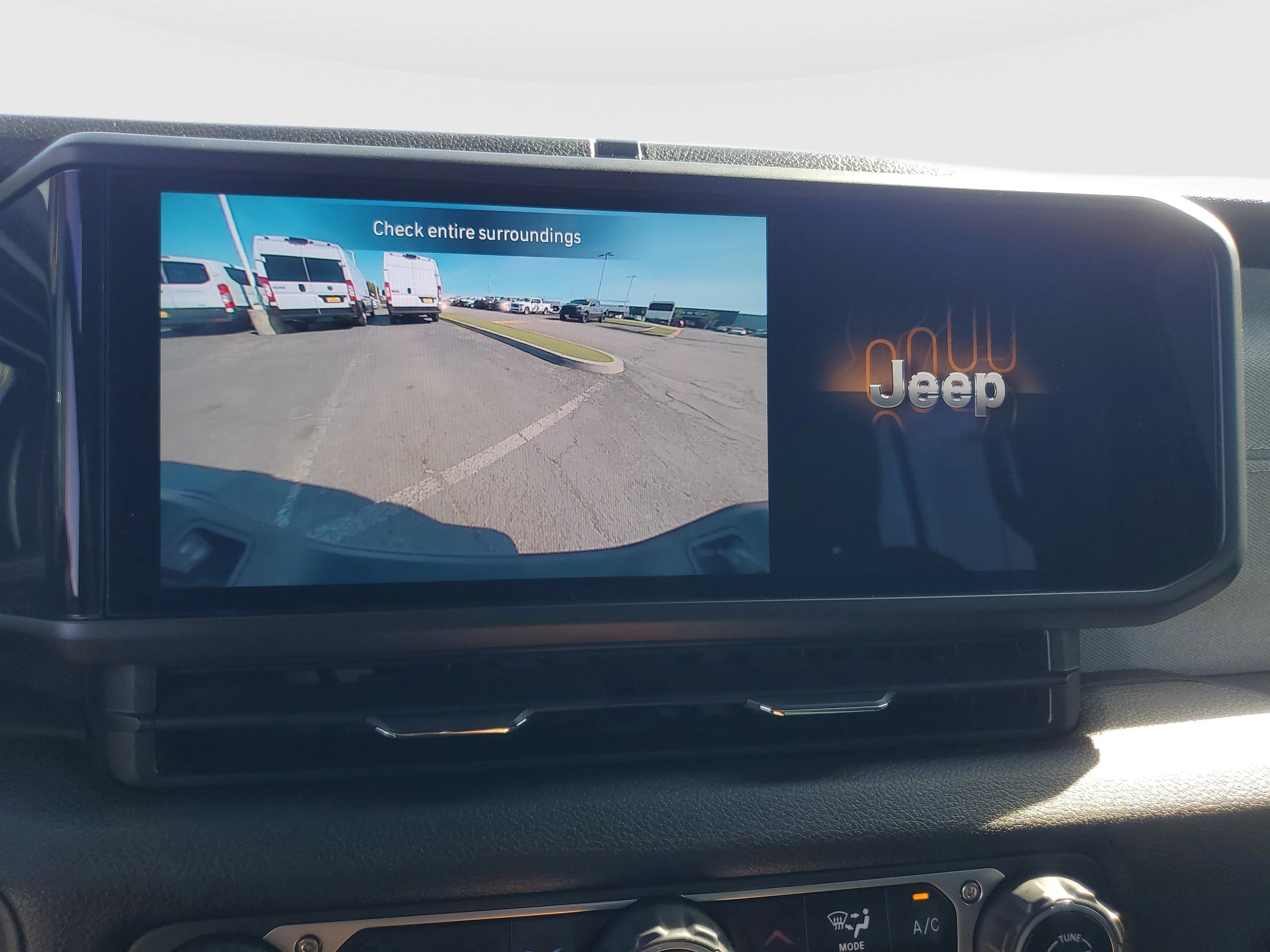 Used 2024 Gray Jeep Sport S image 18
