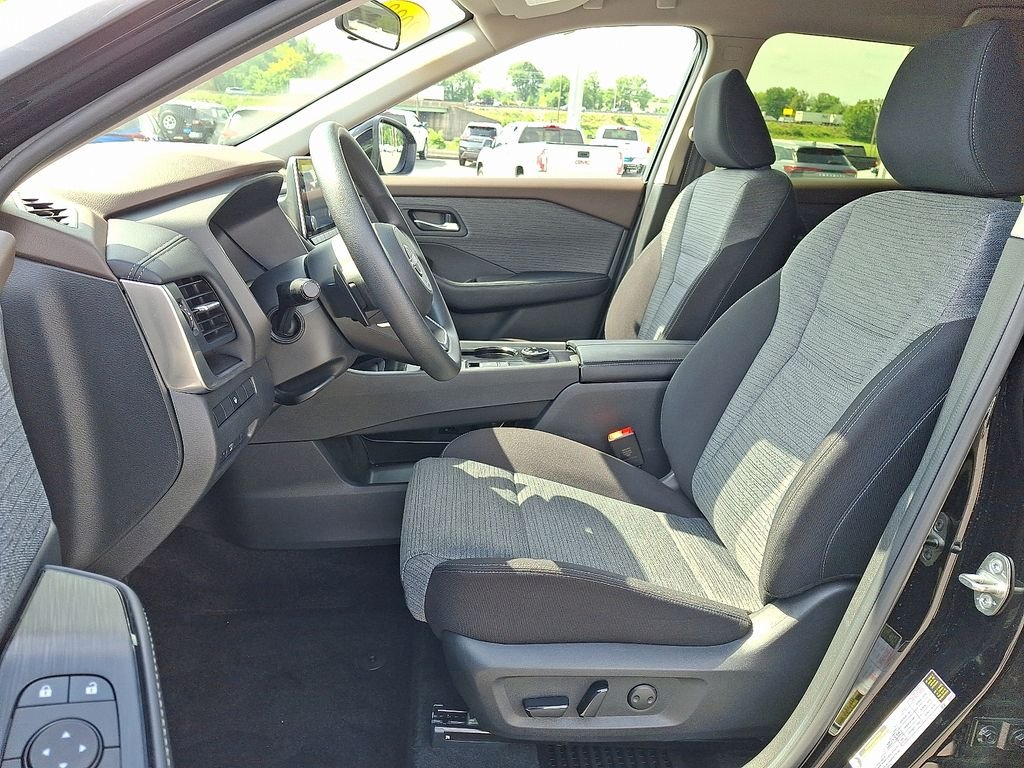 Used 2023 Black Nissan SV image 15