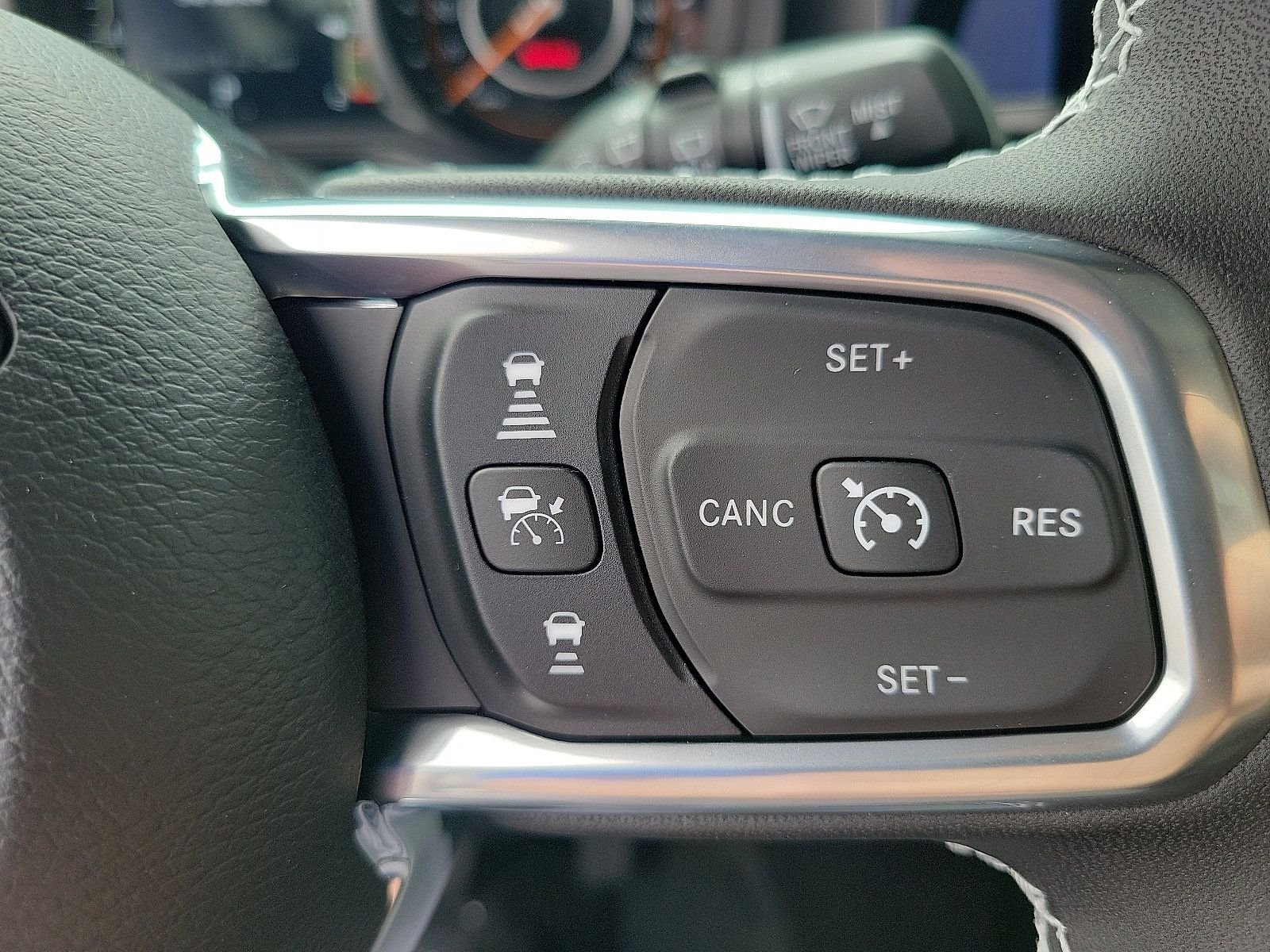 2025 Jeep Wrangler 4-Door Sahara - Photo 7