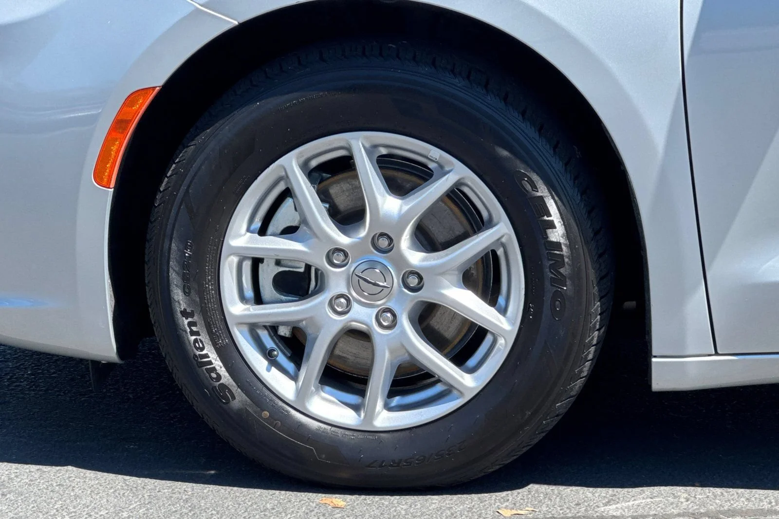 2024 Chrysler Pacifica Touring L - Photo 33