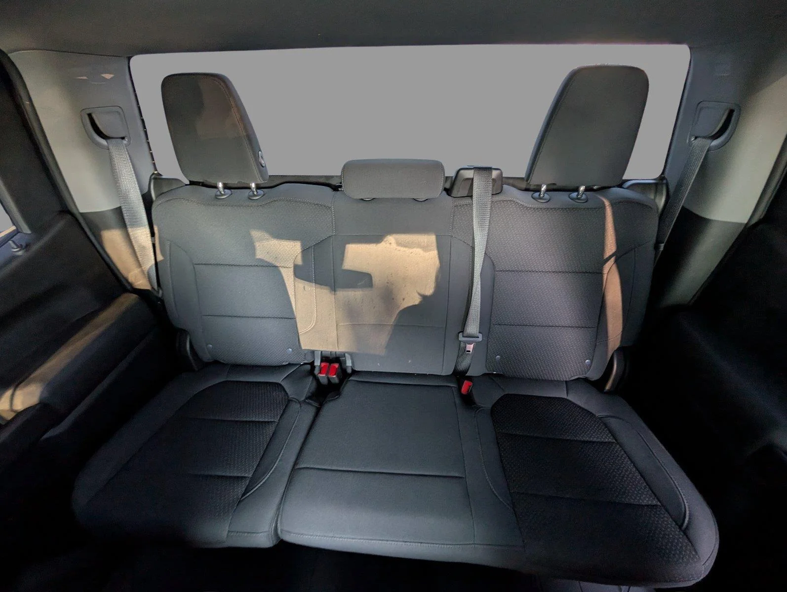 Used 2022 SHADOW GRAY METALLIC Chevrolet Custom image 29