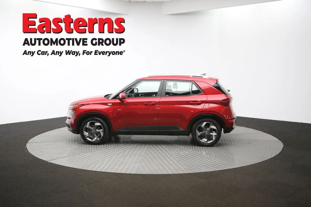 Used 2022 Red Hyundai SEL image 59