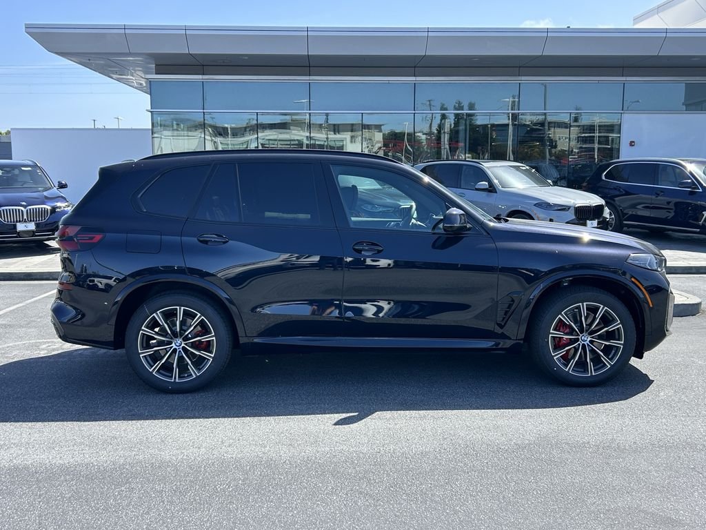New 2026 Carbon Black Metallic BMW xDrive40i image 6