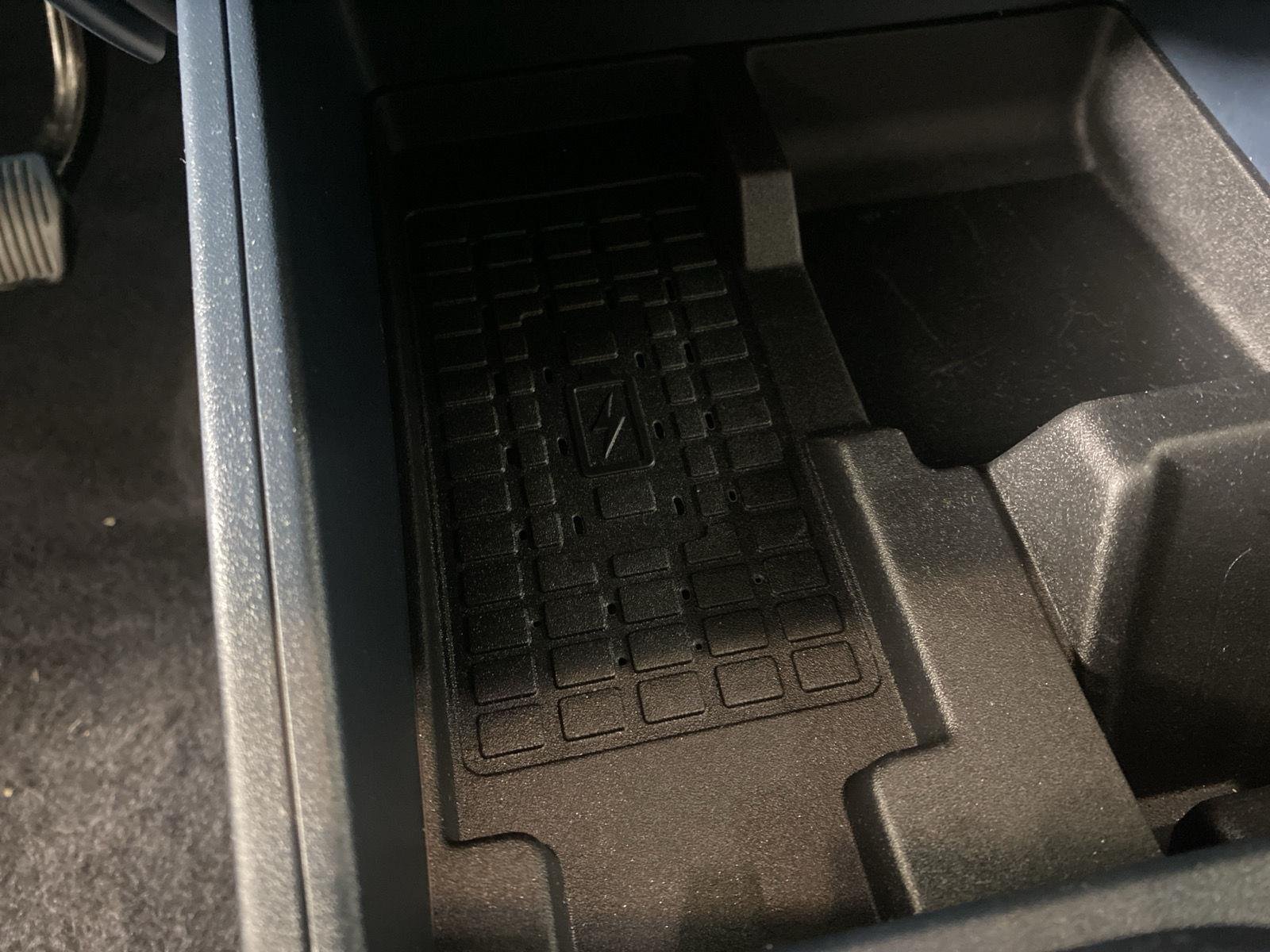 Used 2025 Carbonized Gray Metallic Ford  image 33