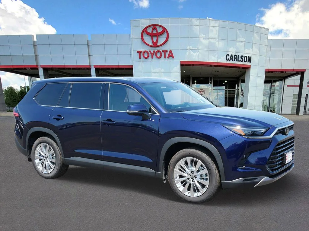 Used 2026 Toyota Grand Highlander Platinum with VIN 5TDAAAB51TS119824 for sale in Minneapolis, Minnesota