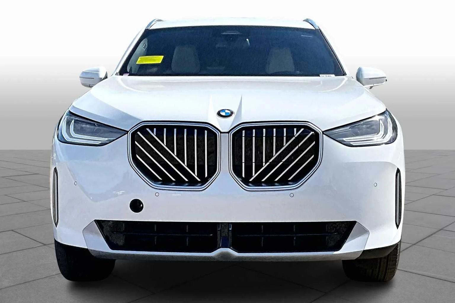 New 2026 Alpine White BMW 30 xDrive image 2