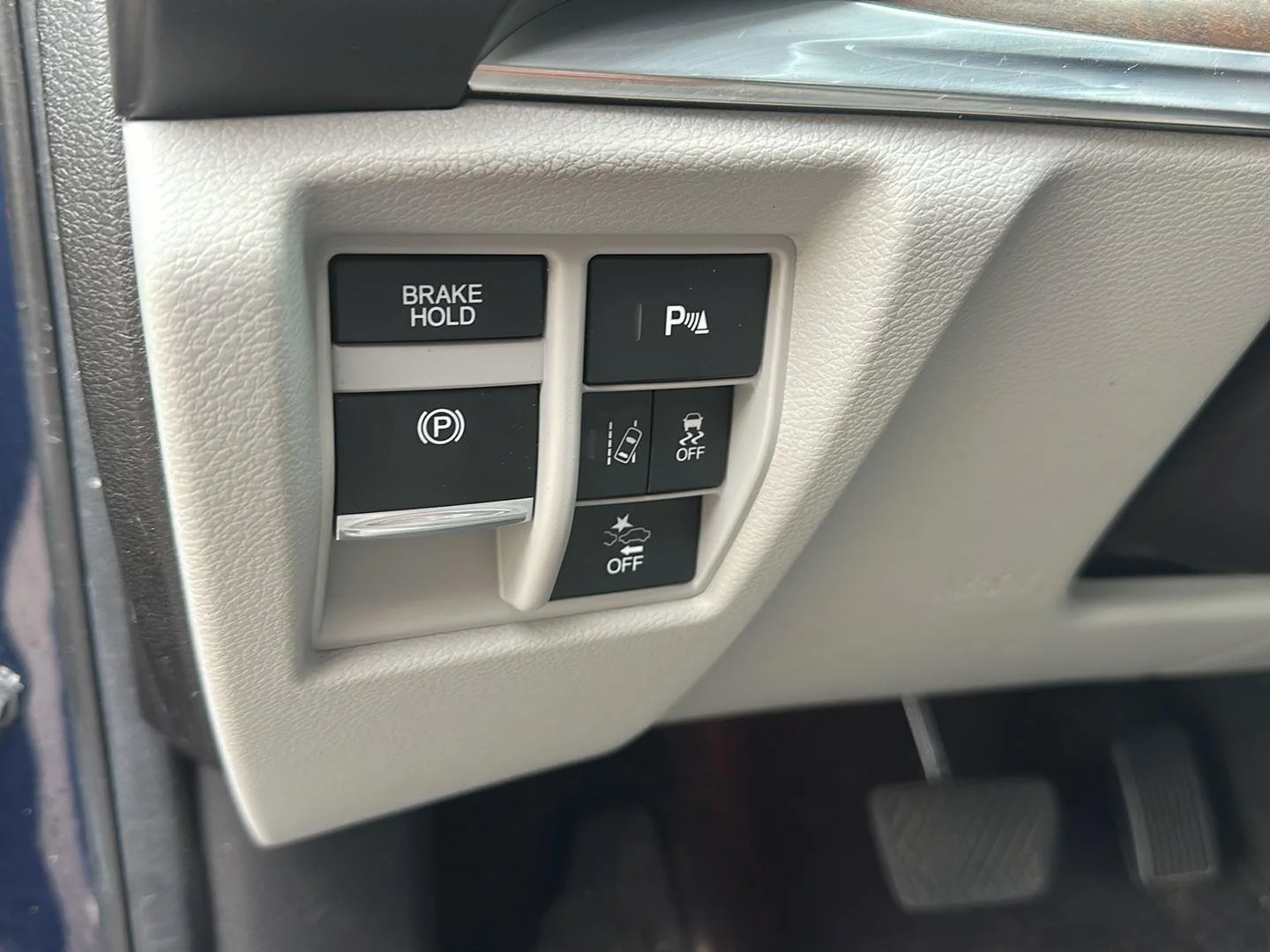 Used 2020 Fathom Blue Pearl Acura SH-AWD w/Tech image 14