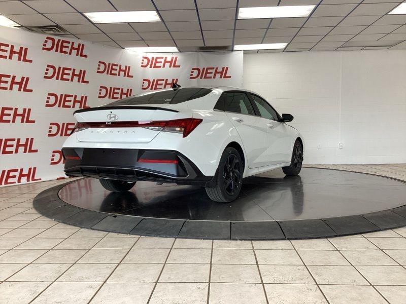 New 2026 White Hyundai SEL Sport image 7