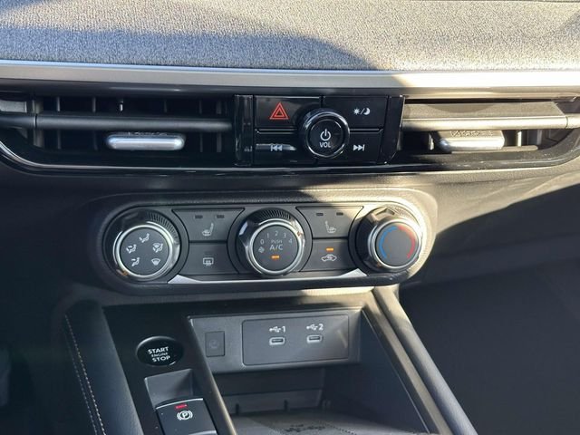 2025 Nissan Kicks SV AWD - Photo 22