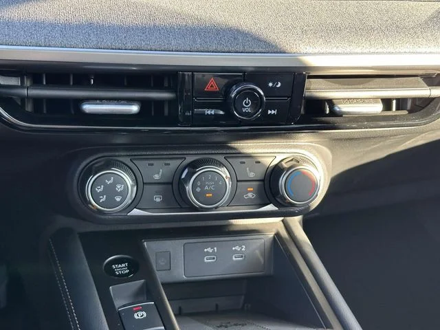 2025 Nissan Kicks SV AWD - Photo 22