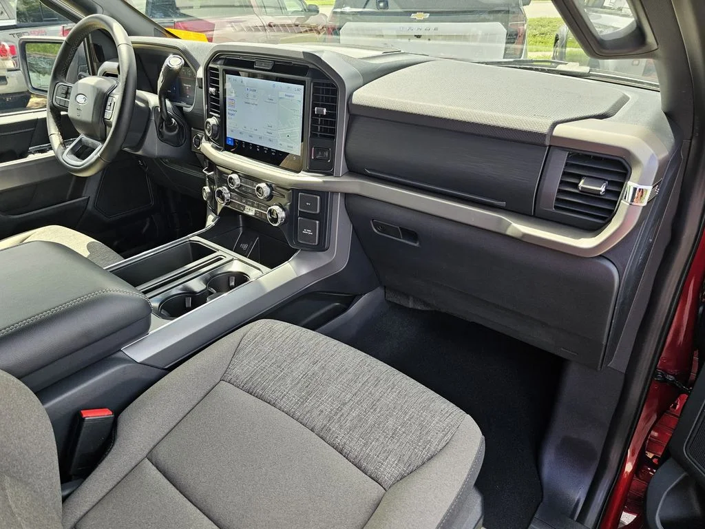 Used 2026 Red Ford XLT image 9