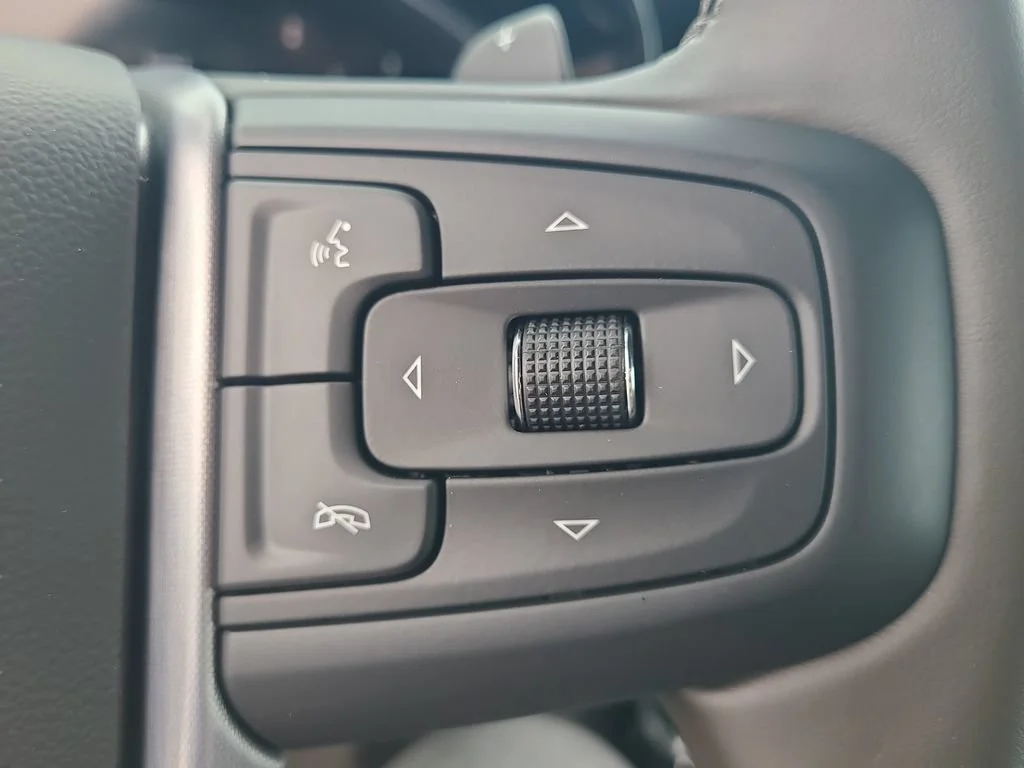 New 2026 Glacier White Tricoat GMC SLT image 20