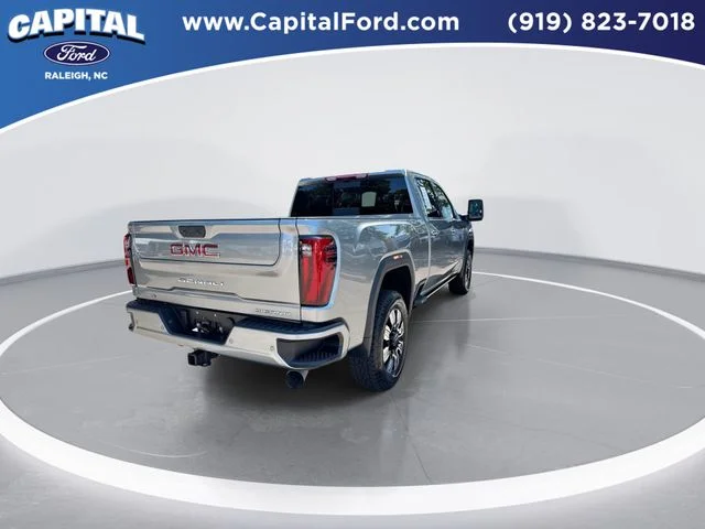 Used 2025 Silver GMC Denali image 8