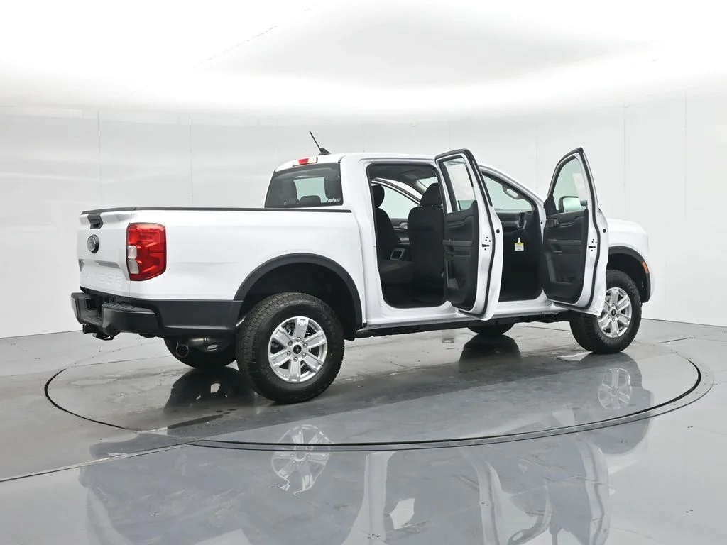 New 2025 White Ford XL image 5