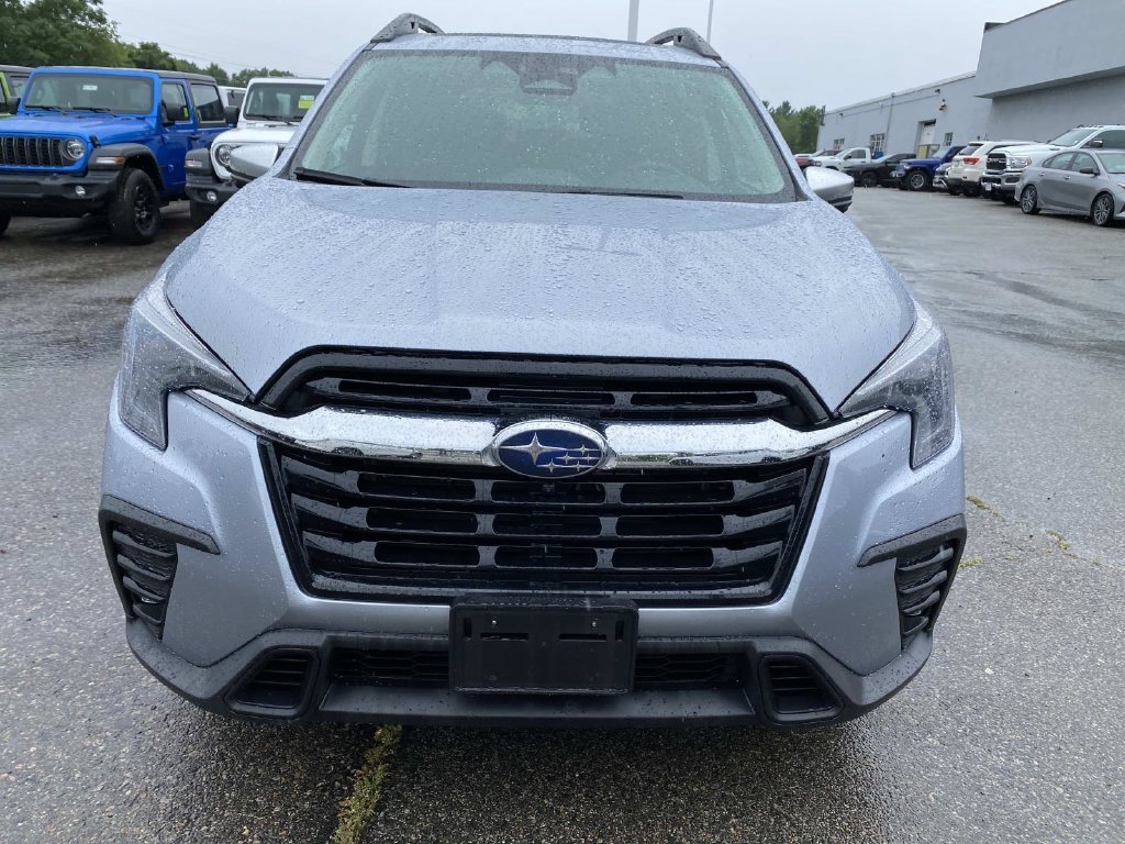Certified Used 2023 Silver Subaru Limited image 10