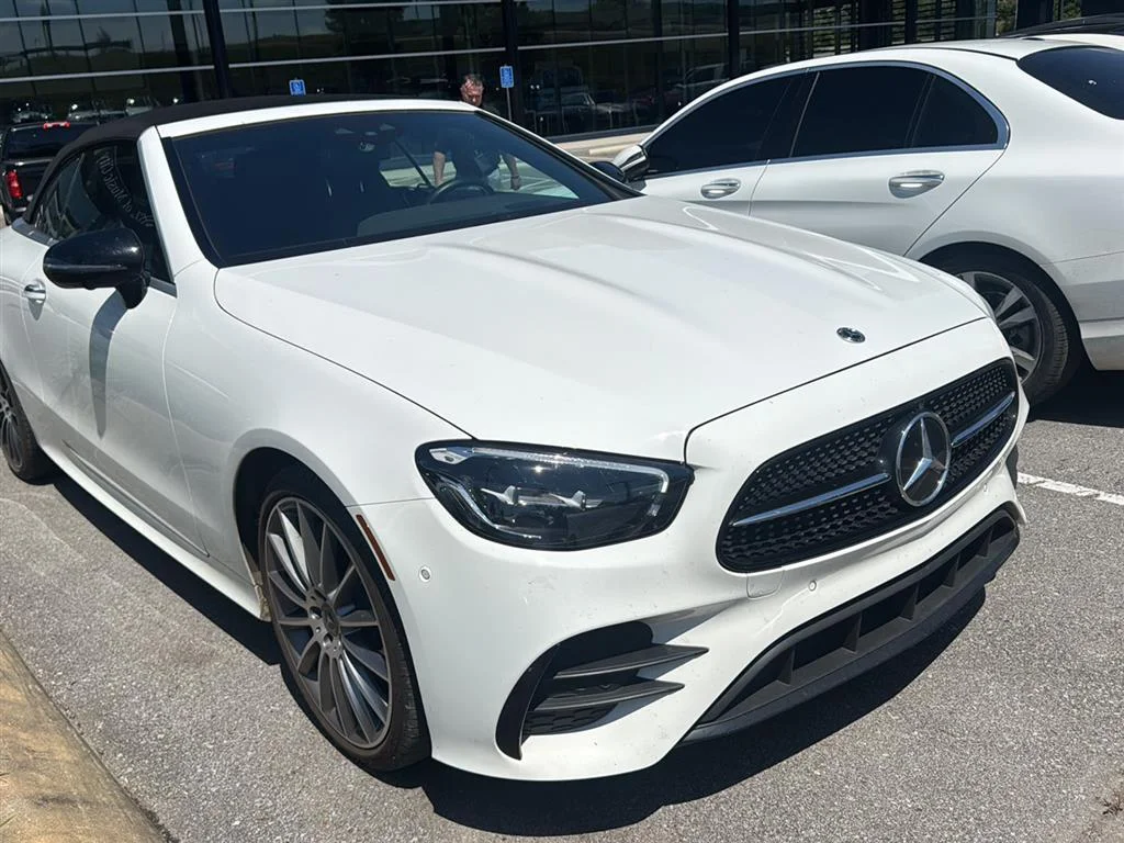 2023 Mercedes-Benz E-Class E450 4MATIC Cabriolet's photo