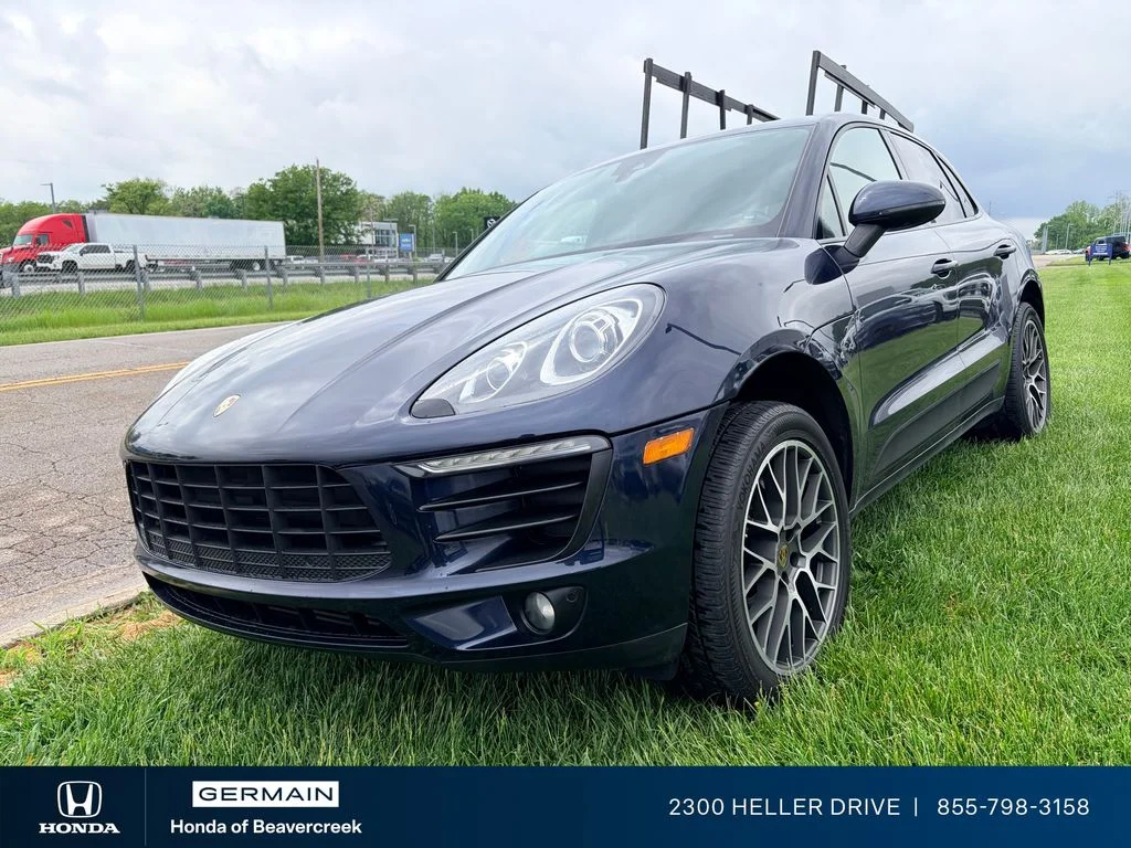 2017 Porsche Macan Base