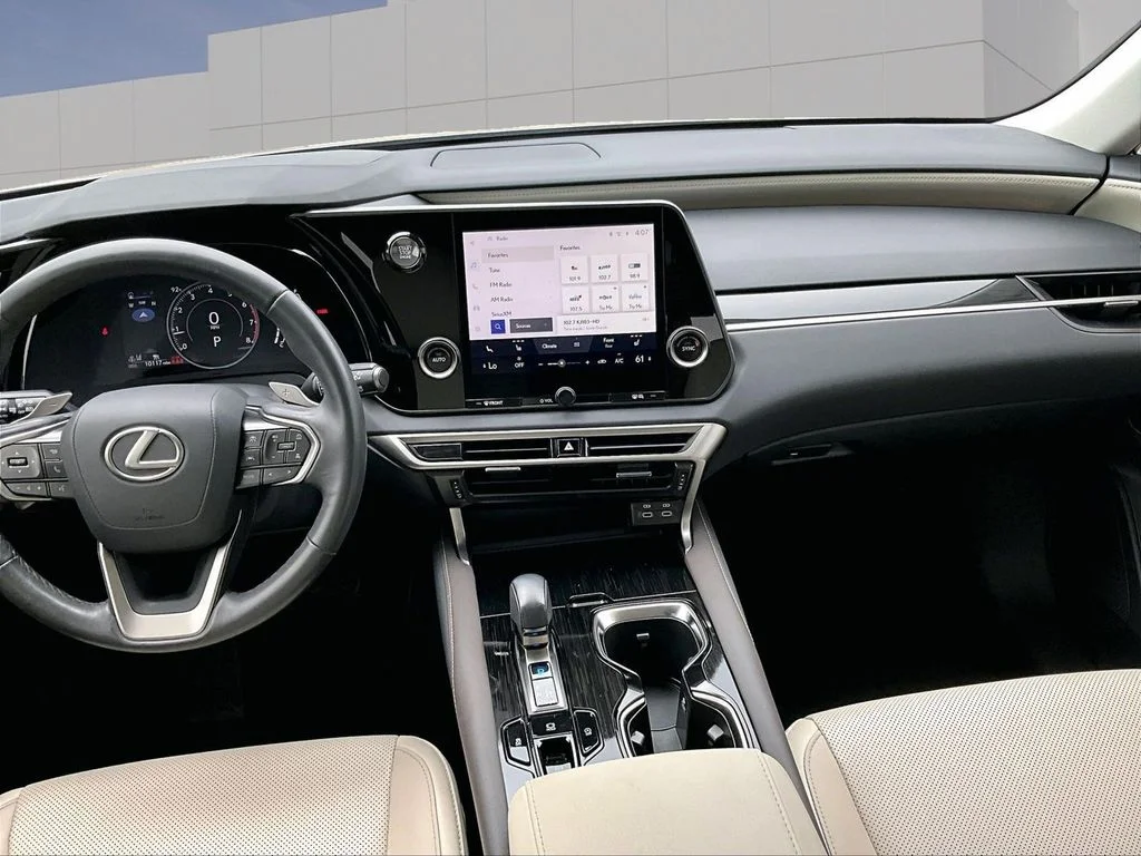 Used 2024 Silver Lexus 350 image 16