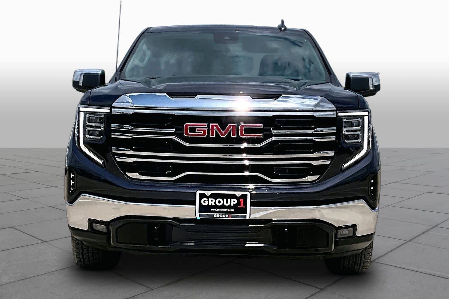 Used 2026 Titanium Rush Metallic GMC SLT image 4