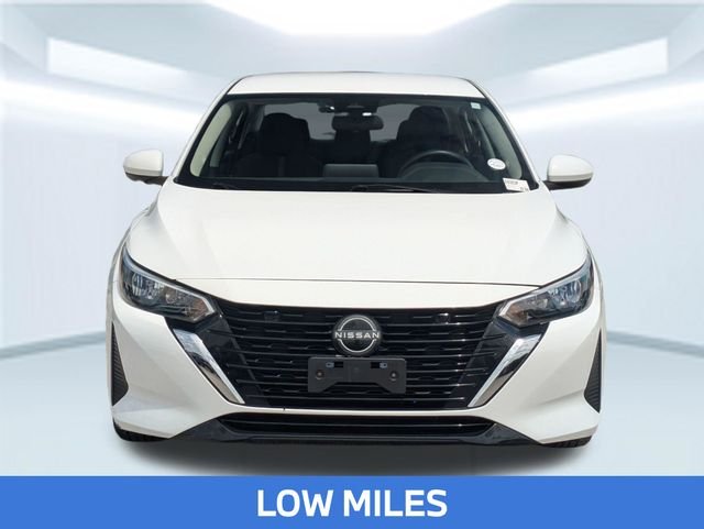 Used 2024 White Nissan SV image 11