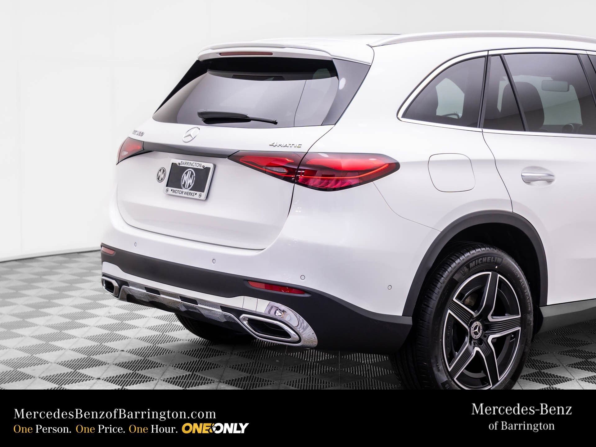 New 2026 Polar White Mercedes-Benz GLC 300 image 73