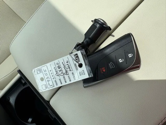 Used 2023 White Lexus 460 image 6