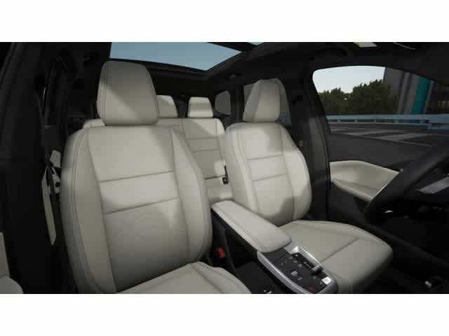 Used 2026 Space Silver Metallic BMW xDrive28i image 11