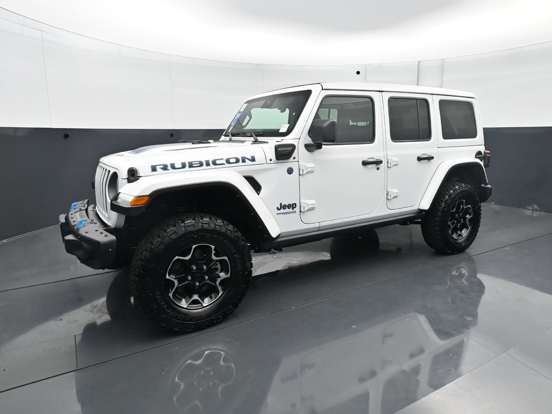 Used 2021 Jeep Wrangler Unlimited Rubicon 4XE with VIN 1C4JJXR64MW629698 for sale in Minneapolis, Minnesota