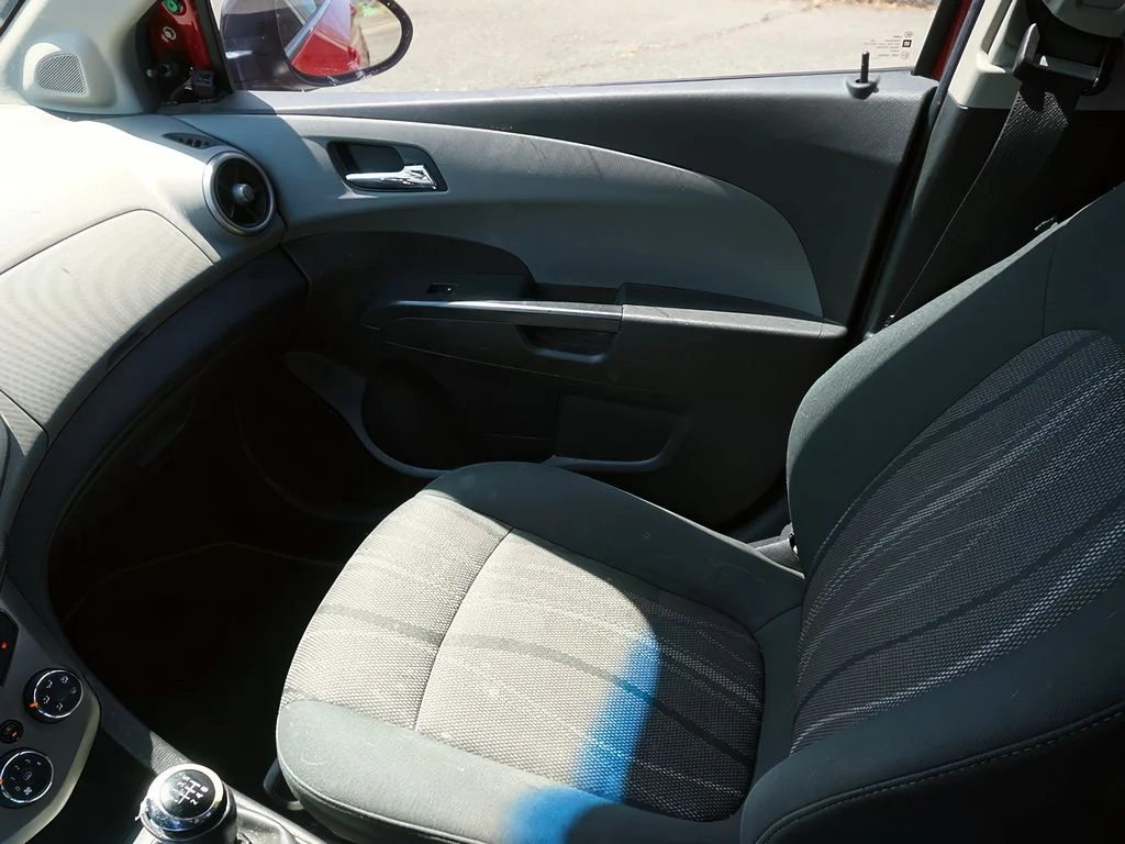 2012 Chevrolet Sonic 1LT - Photo 24