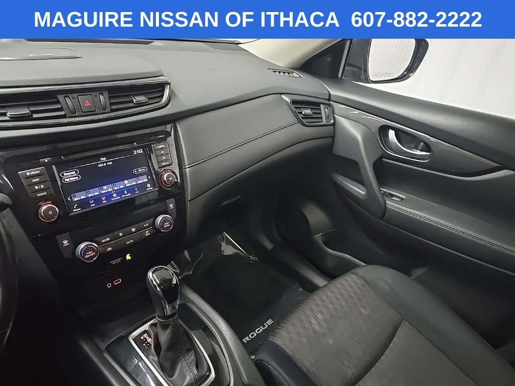Used 2018 Gray Nissan SV image 27