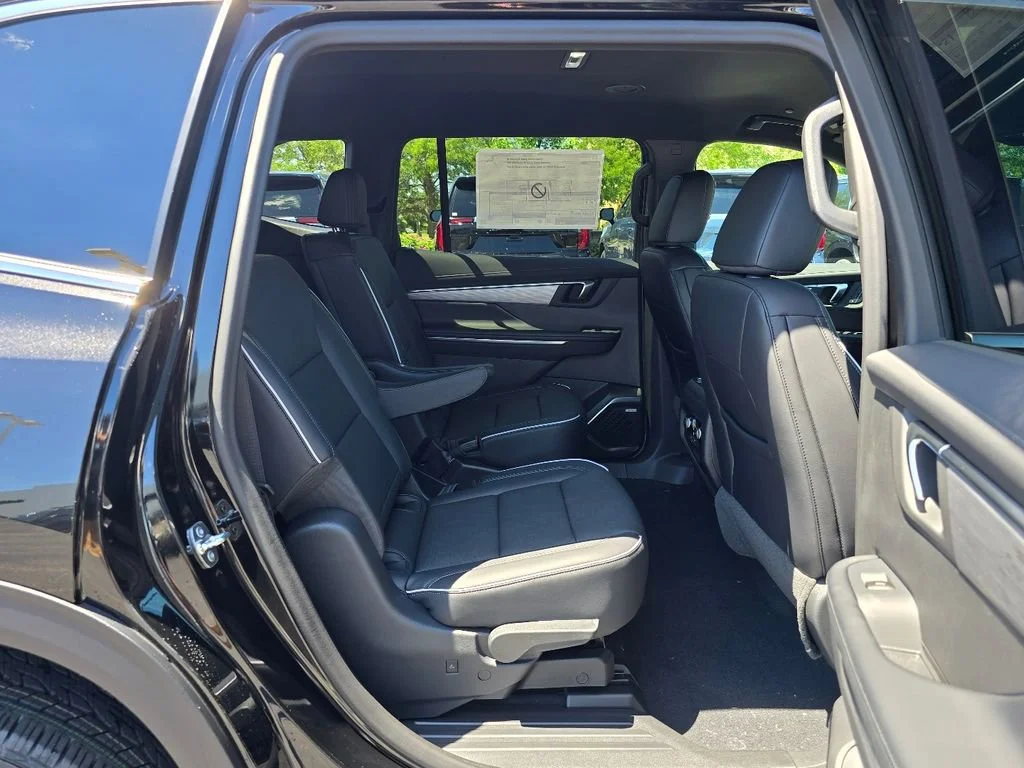 2026 Buick Enclave Preferred - Photo 27