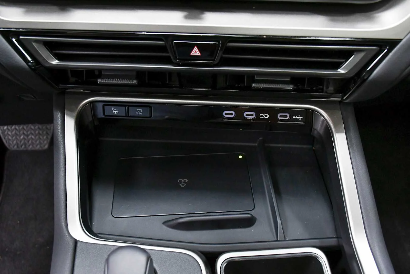 Used 2026 Wind Chill Pearl Lexus Premium image 23