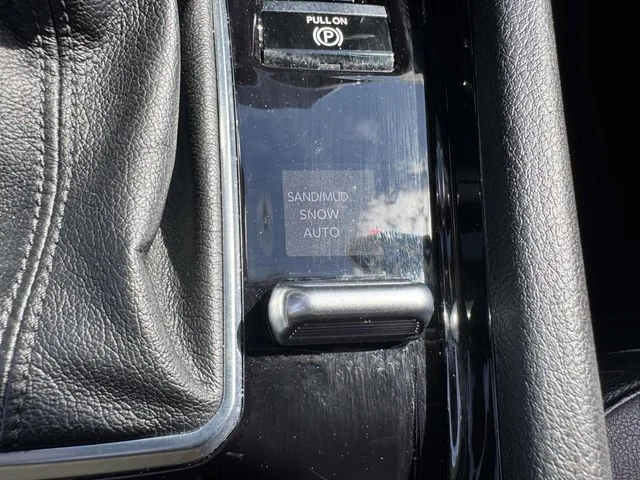 Used 2023 White Jeep Limited image 32