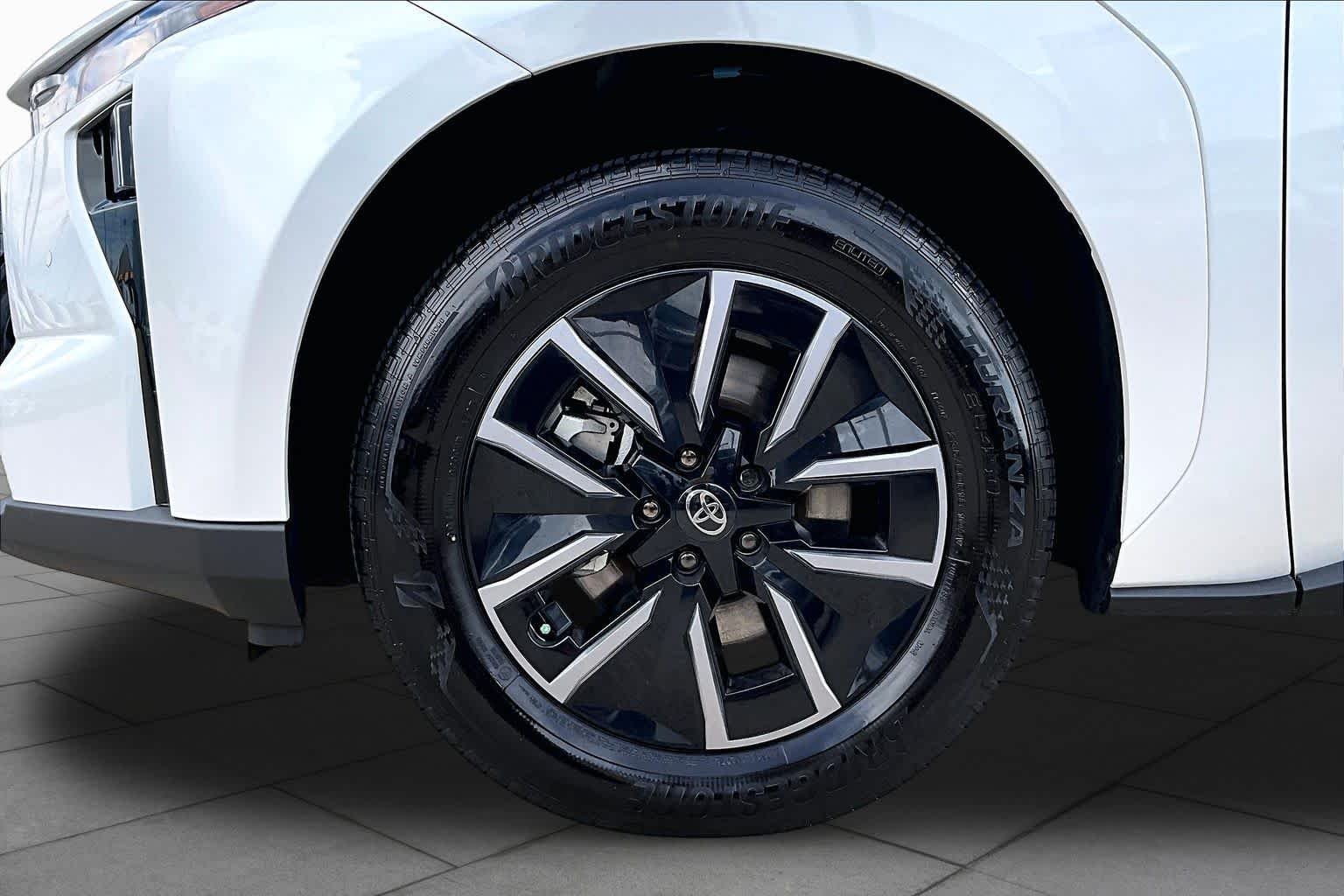 Certified Used 2026 Wind Chill Pearl Toyota XLE Plus image 9