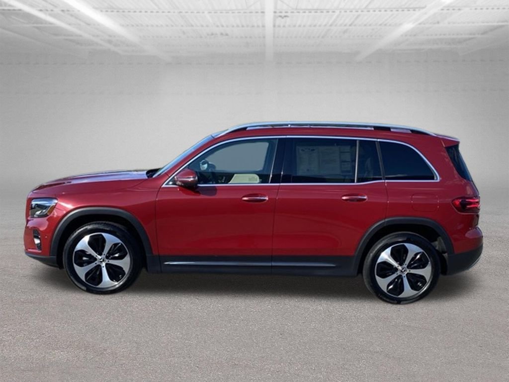 Used 2026 Red Mercedes-Benz GLB 250 image 2