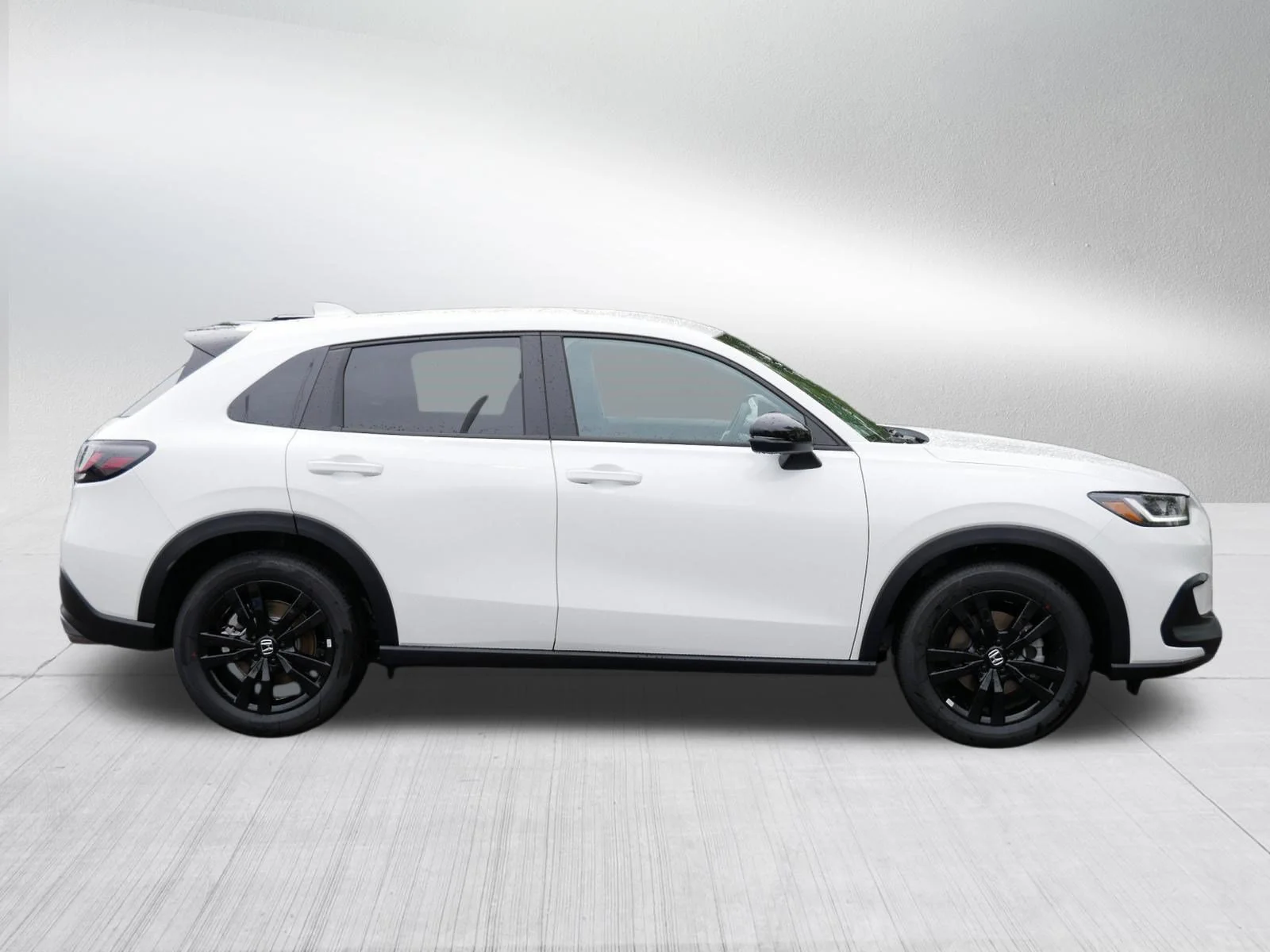 2027 Honda HR-V Sport - Photo 8