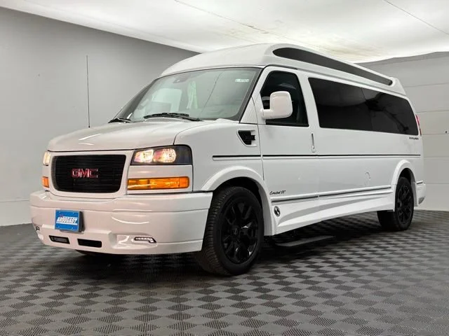 2026 GMC Savana Cargo Work Van - Photo 16
