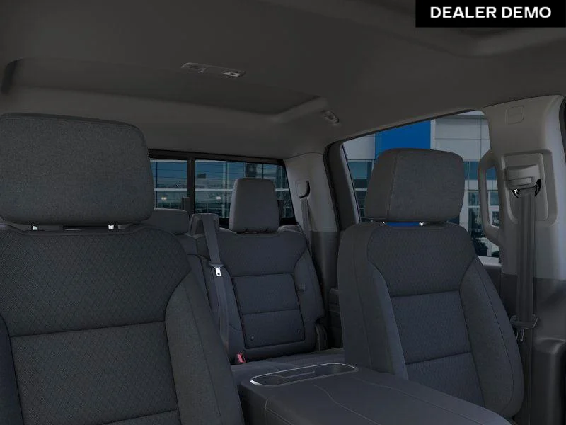 Used 2025  GMC Elevation image 24
