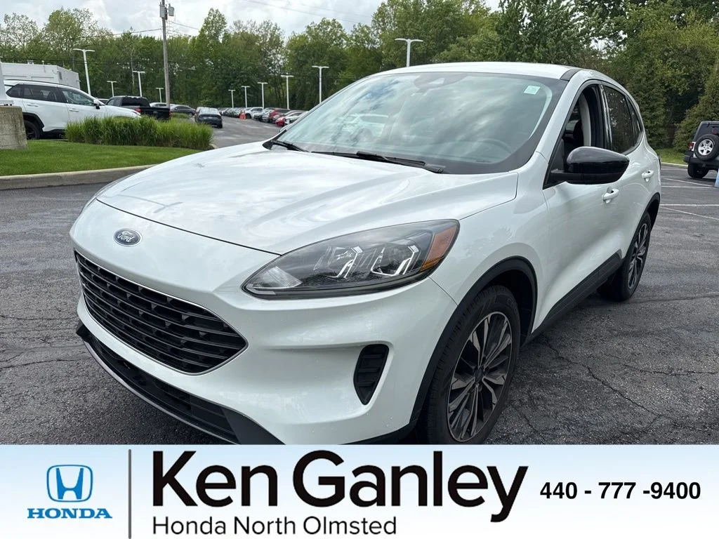 2021 Ford Escape SE AWD's photo