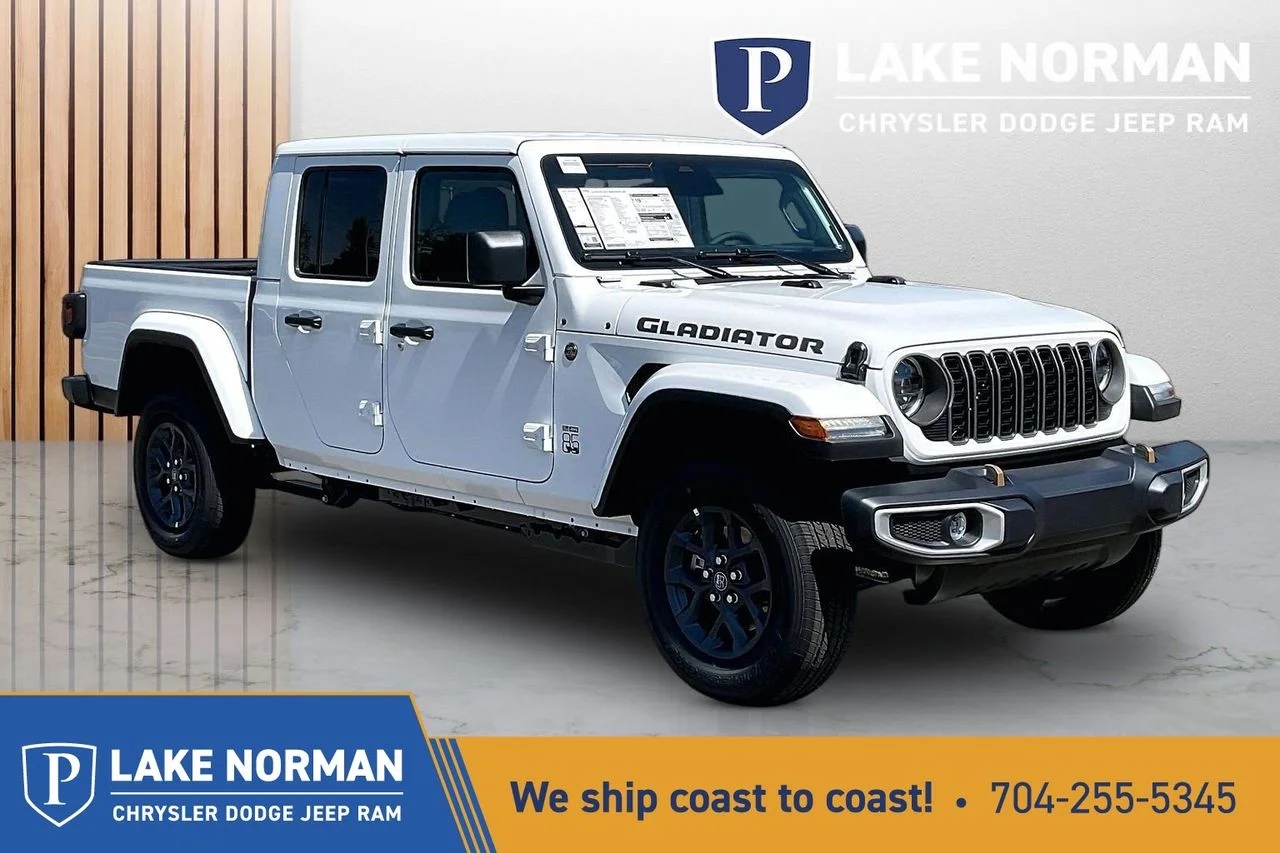 2026 Jeep Gladiator 85th Anniversary Edition Auto's photo
