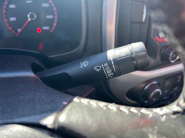 Used 2015 Quicksilver Metallic GMC SLT image 28