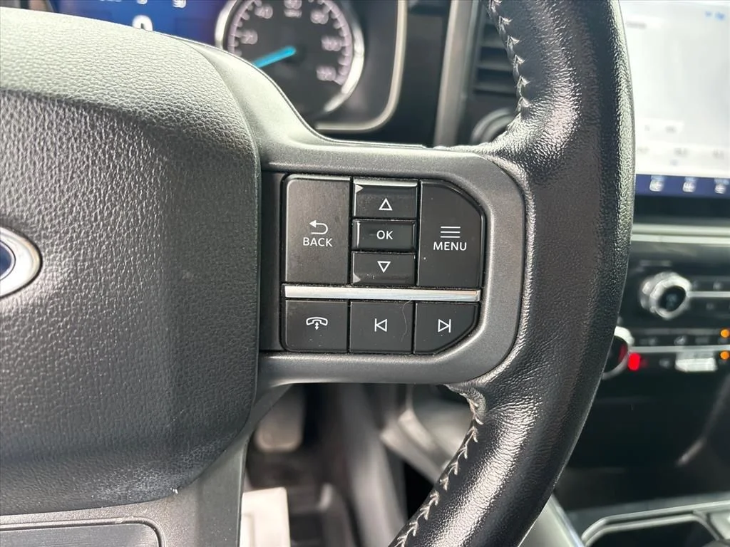 Used 2022 Black Ford XLT image 28