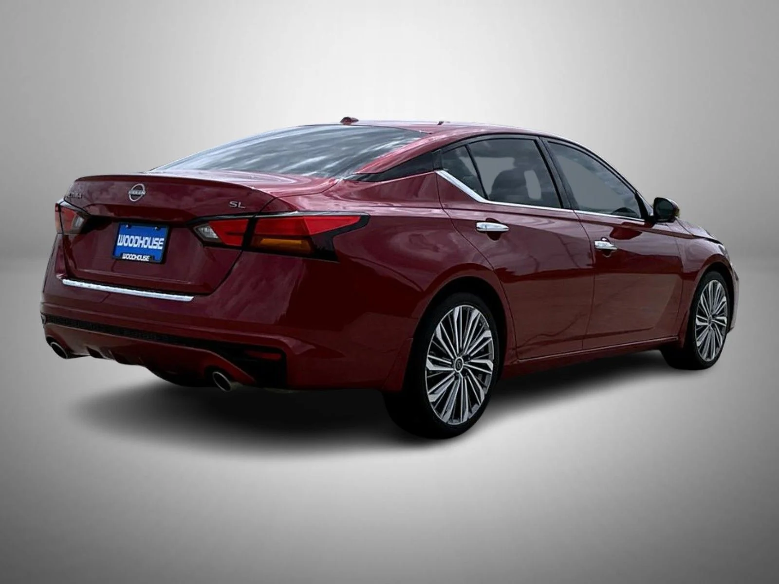Used 2023 Red Nissan 2.5 SL image 5