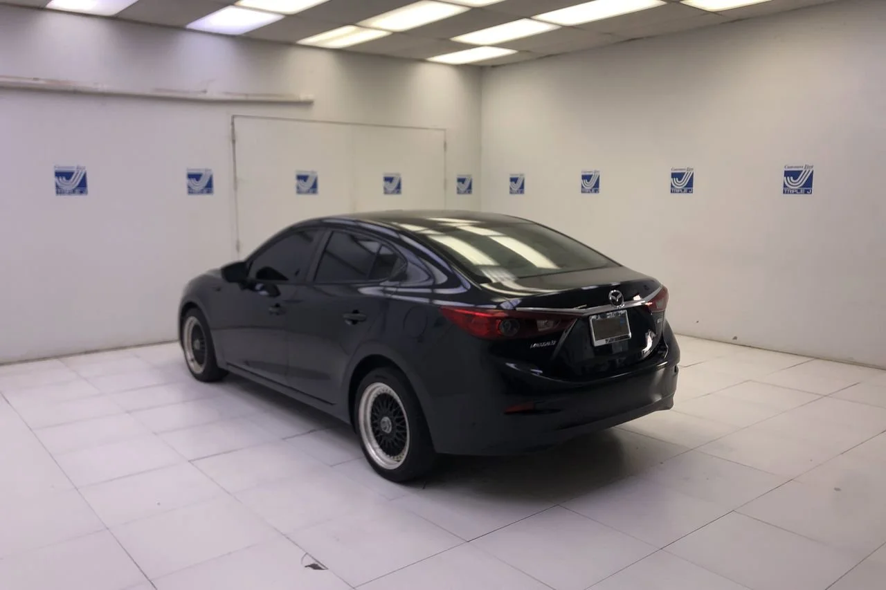 Used 2018 Jet Black Mazda Sport image 9