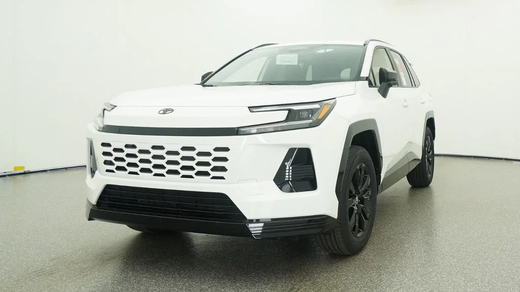 New 2026 Ice Cap Toyota SE image 19