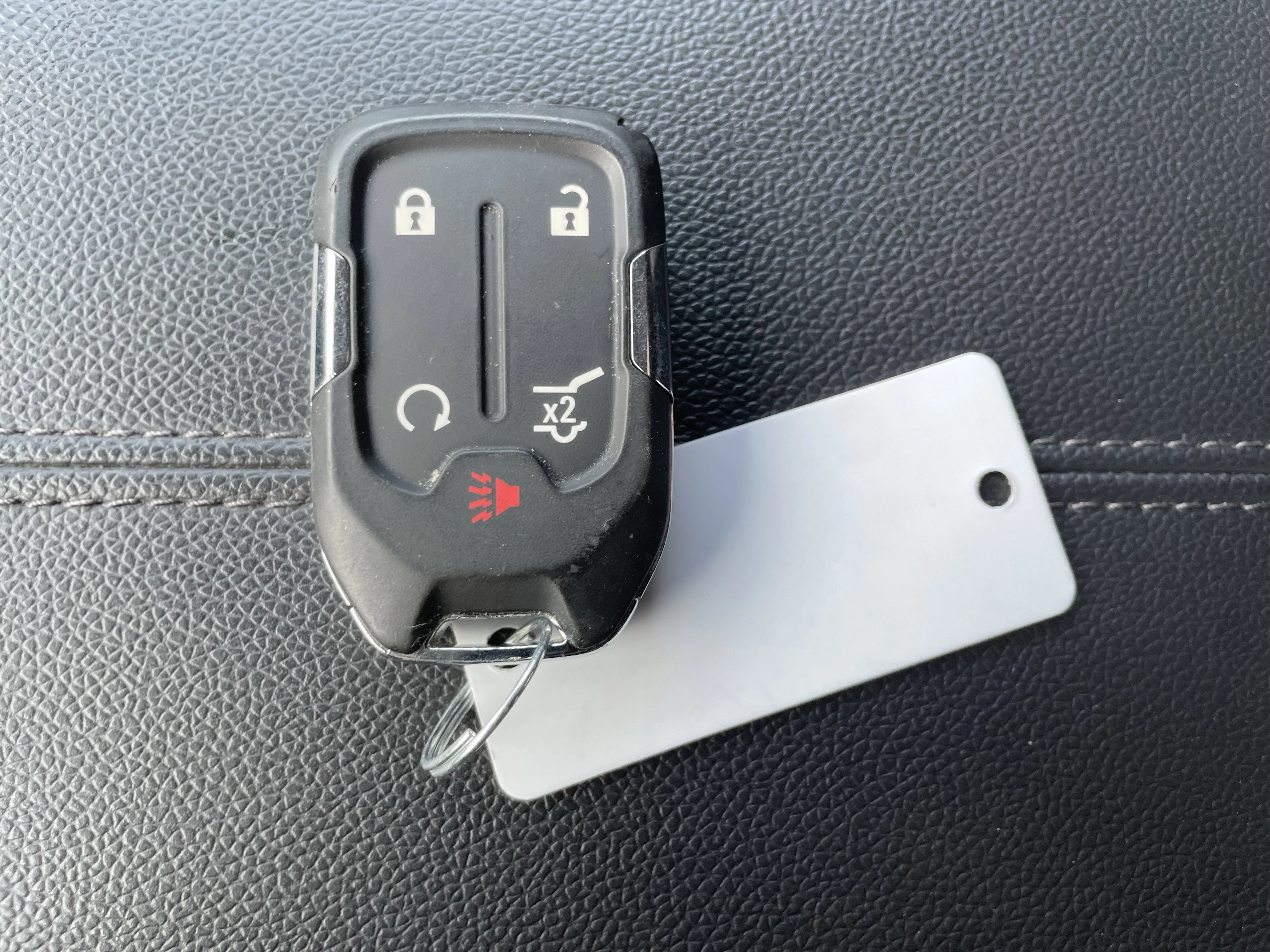 Used 2023 Marine Metallic GMC SLT image 29