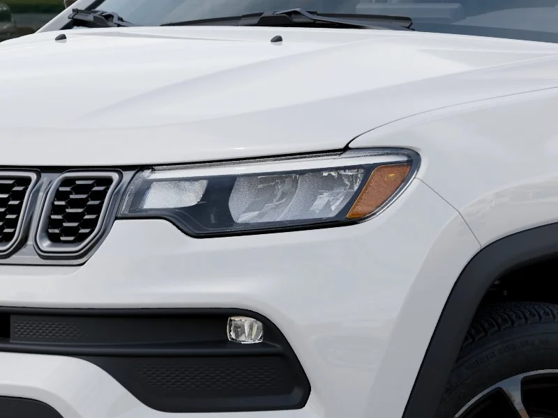 New 2026 Bright White Clearcoat Jeep Latitude Altitude image 36