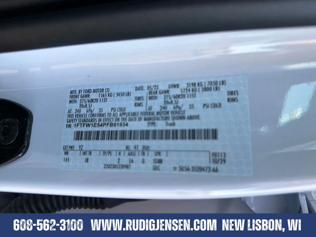 Used 2023 White Ford XL image 29